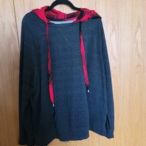 Lightweight sweatshirt